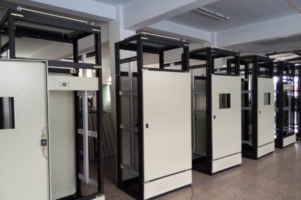 双辽配电柜-3683厂家配电柜检修需要注意的